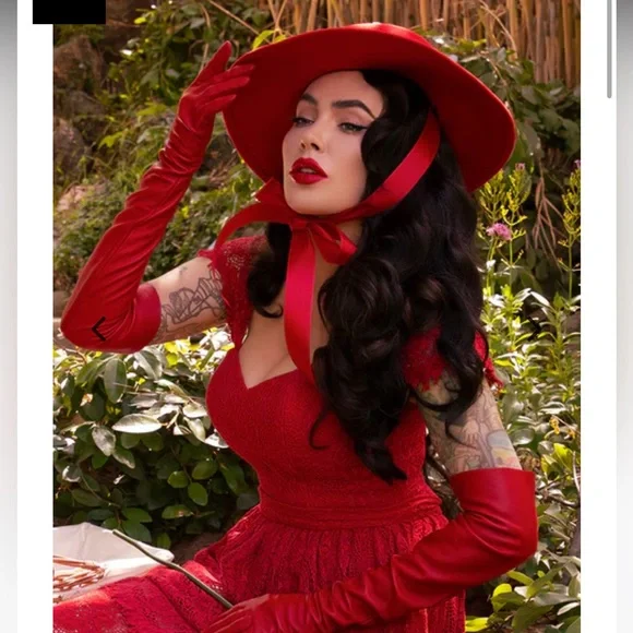 Southern Gothic Bustier - Picture 1 of 6